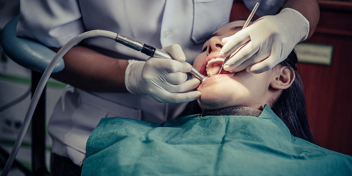 Emergency Dental Treatments Explained for Turkish Patients